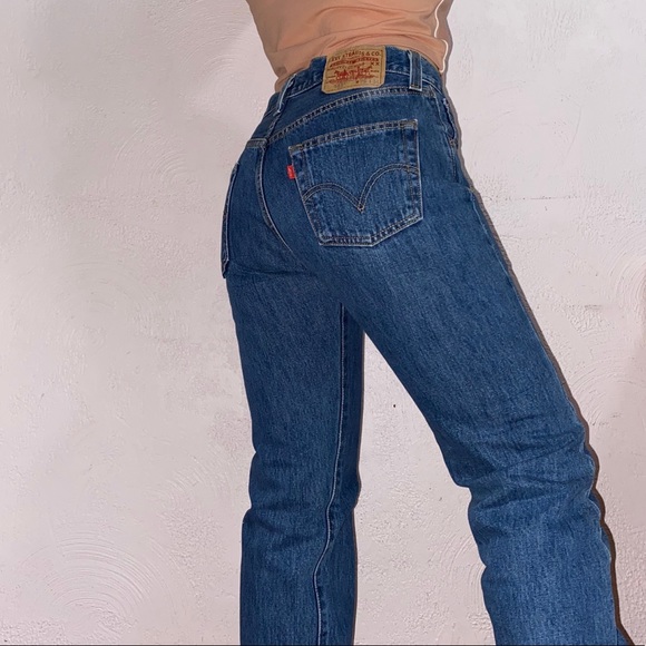Levi’s 501 Jeans - Picture 8 of 15